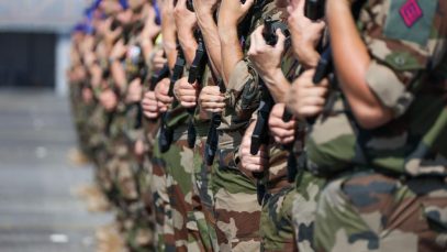 Le 4e Régiment d’Hélicoptères des Forces Spéciales célèbre la remise de sa fourragère. l’inauguration officielle de son nouveau monument aux morts 4e rhfs